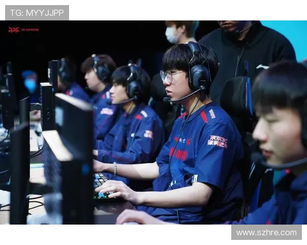 CSGO全球战队状态排行榜更新JDG荣登第十名引发关注与讨论